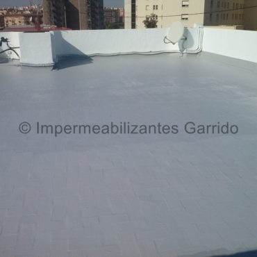 Impermeabilización de terrazas con pintura de caucho elastico